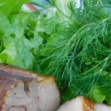 Kako pušiti prsa u toplo dimljenoj pušnici